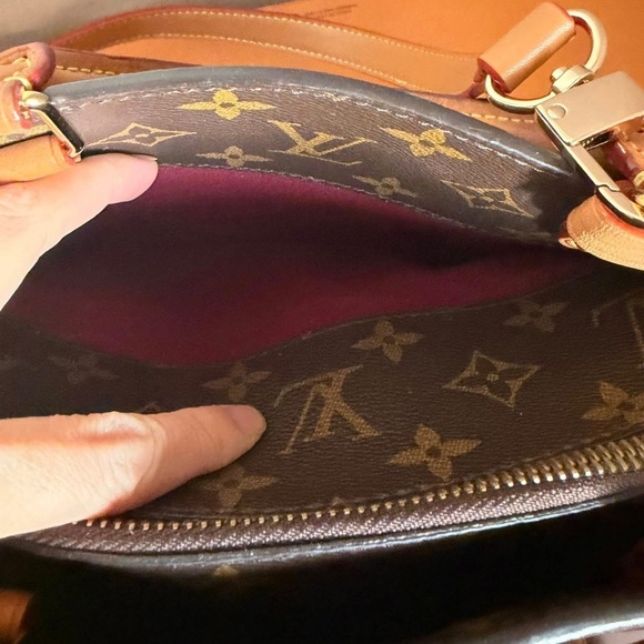 Louis Vuitton bag - Picture 14 of 16